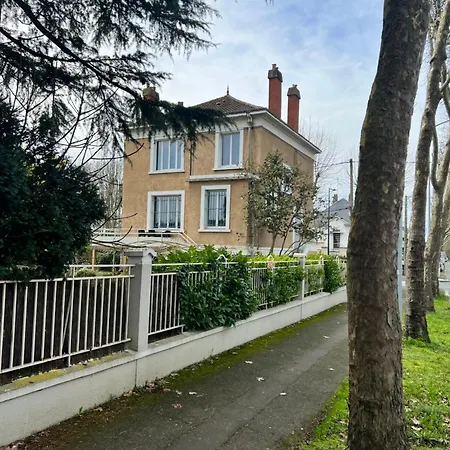 Le Grand Bedier Apartman *